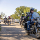 Motoros felvonulás