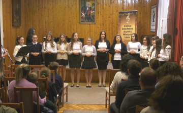 MOZGALMAS MÁSODIK FÉLÉV A MŰVÉSZETI ISKOLÁBAN