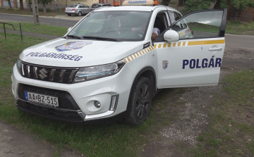 KÓBOR KUTYÁKTÓL TARTANAK TISZAFÖLDVÁRON 