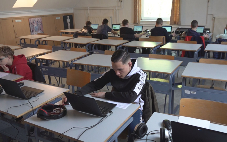 KOMPETENCIAMÉRÉS A „KOVÁTS-BAN”