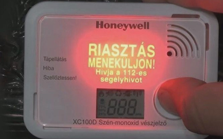 ÉLETEKET MENTETT A SZÉN-MONOXID ÉRZÉKELŐ ALATTYÁNBAN
