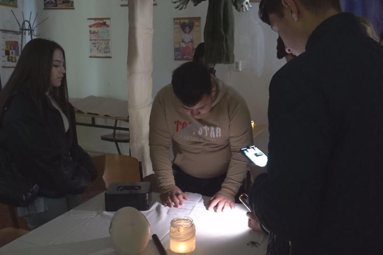 SZABADULÓSZOBA A SZENTANNAI NYÍLT NAPJÁN