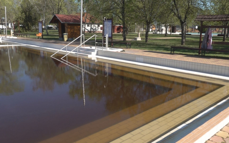 BEFEJEZŐDTEK A KARBANTARTÁSI MUNKÁLATOK A BEREKFÜRDŐI STRANDON