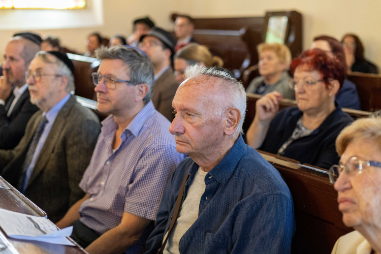 Auschwitz és Birkenau: Egy karnyújtásnyira című makettkiállítás