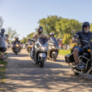 Motoros felvonulás