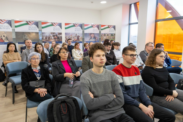 „Két nemzet, egy eszme” – Konferencia Karcagon.